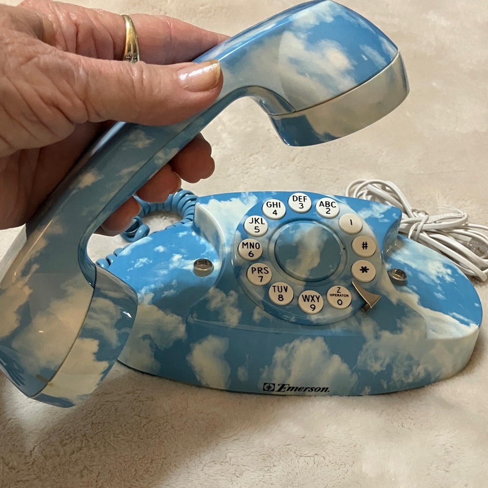 Phone ☎️ - Picture 5 of 13